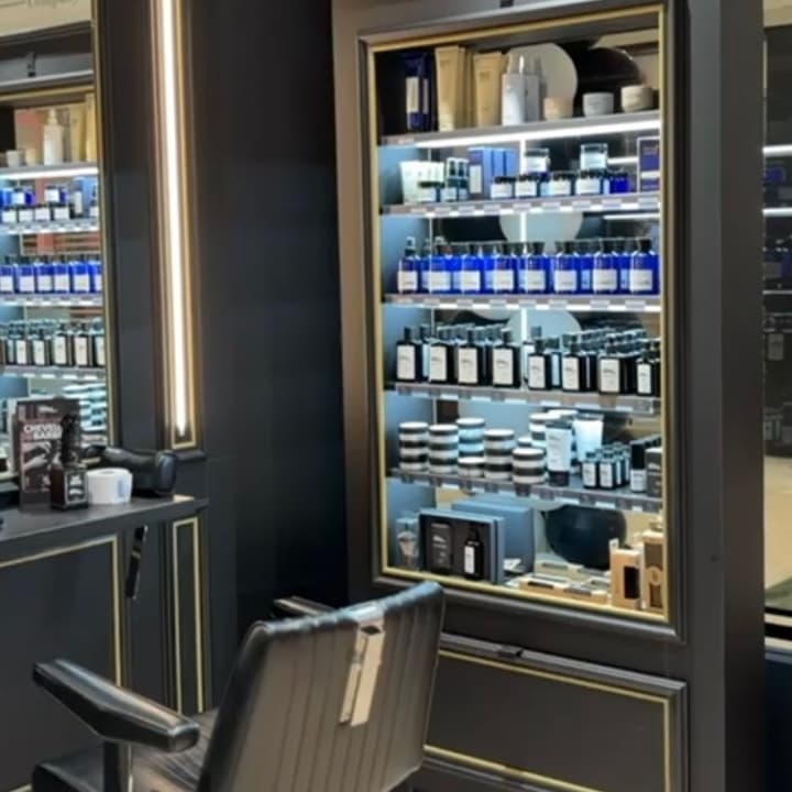 Poste de coiffage The Barber Company Langueux